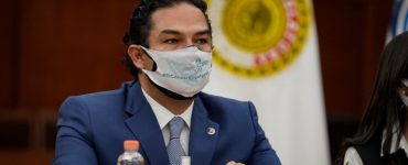 Enrique Vargas presenta iniciativa para promover la detección oportuna de cáncer